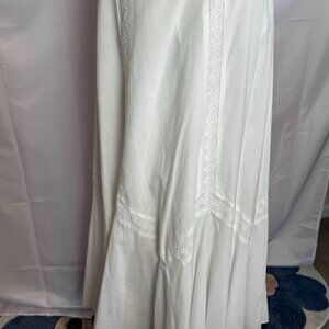 Gap Maxi 100% White Cotton Skirt with Lining Lace Detail